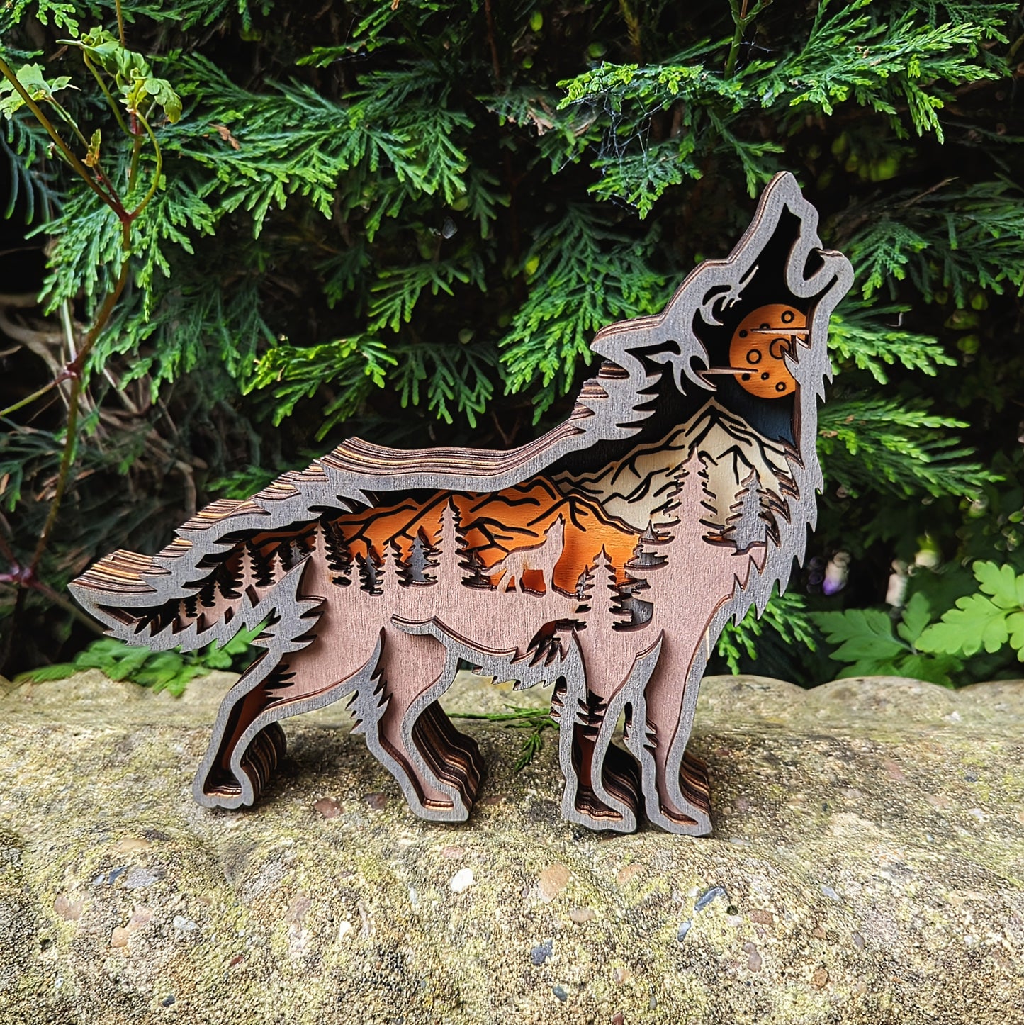 Wooden Wolf Artistic Display Décor Sculpture