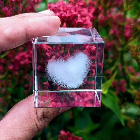 3D Etched Heart-Shaped Cloud Paperweight in Glass Cube